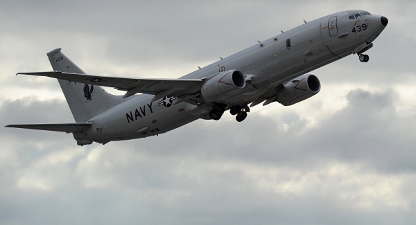 Irán amenaza con derribar dos aviones de EEUU