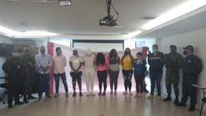 Fiscalía colombiana detiene a 'Los cirujanos', un grupo que introducía cocaína líquida en implantes de senos para transportar droga a España