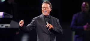 Luis Miguel le debe 5 millones de dólares a Alejandro Fernández