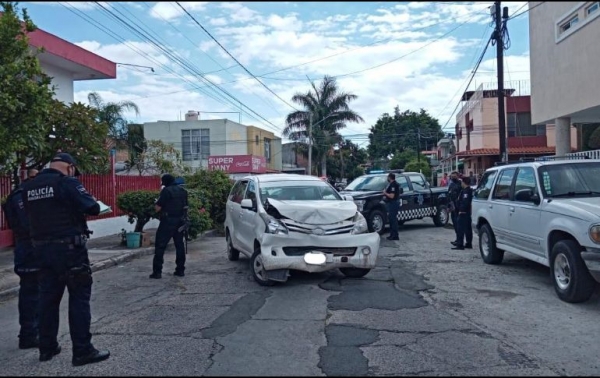 Tras una persecución, los uniformados interceptaron el vehículo en Bolivia y La Rábida, en la colonia Colón. 