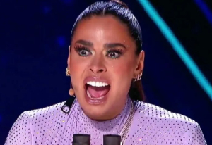 Galilea Montijo lloró al ver su primer síntoma de vejez.