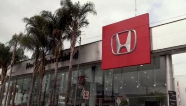 Profeco alerta sobre fallas en motores de más de 106 mil autos Honda y Acura