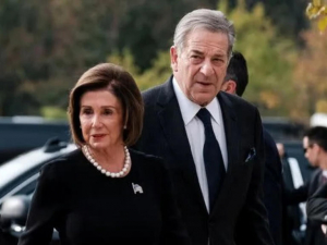 Nancy y Paul Pelosi en una foto de archivo de 2019.