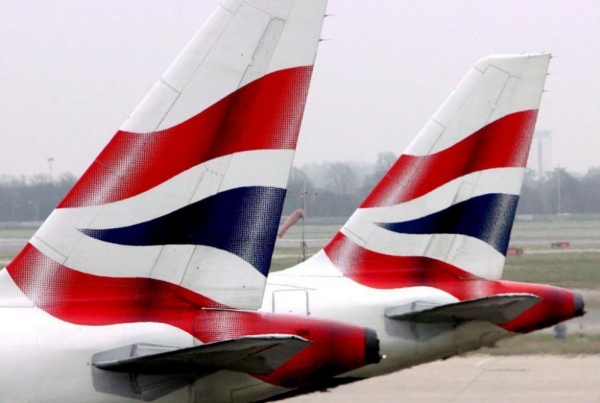 Aviones de British Airways en el aeropuerto de Heathrow en una imagen de archivo. EFE