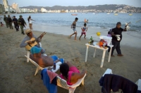 Una de las playas del icónico y popular puerto mexicano de Acapulco, Guerrero.