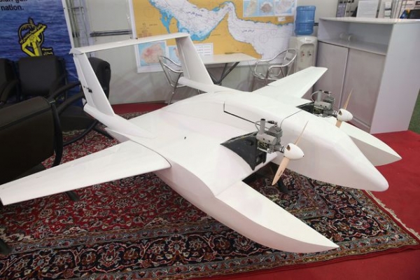 El dron puede transportar cargas explosivas pero no misiles y dispone de cámaras sofisticadas y tiene la capacidad de volar de noche.