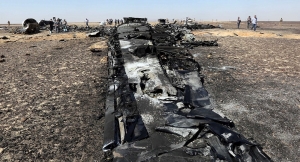 El avión ruso siniestrado en Egipto se rompió en el aire, según Moscú