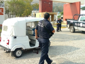 En el sitio se hallaron tres casquillos calibre 9 milímetros.