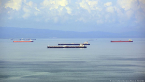 Bloomberg: La más grande flota iraní en ruta a Venezuela con combustible