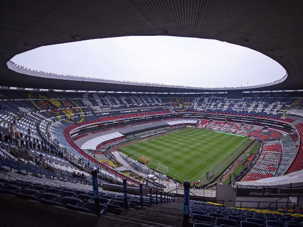 Las dos ocasiones, en torneos cortos, donde América y Chivas se han enfrentado en Semifinales, el marcador global fue de 2-0.