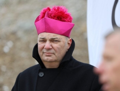 Grzegorz Kaszak, obispo de Sosnowiec, en la que se pedían disculpas por estos &quot;dolorosos acontecimientos&quot;