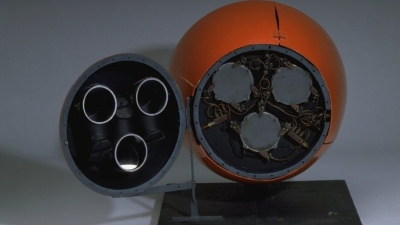 El misil guiado por palomas de B. F. Skinner, expuesto en el Museo de Historia Americana (EE.UU).