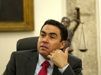 Apenas hace unos días habían aprobado la licencia de dos meses que pidió Vega Pámanes.