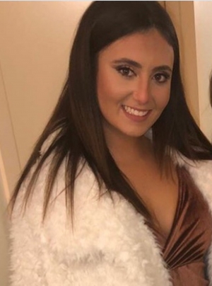 Encuentran muerta a una estudiante en EE.UU. que subió a un auto que confundió con un Uber