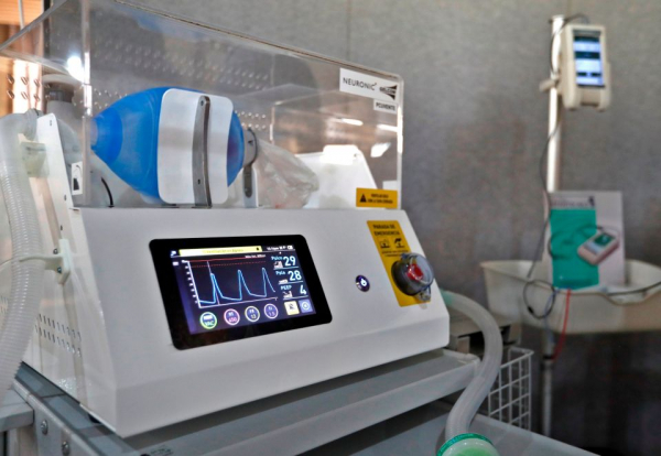 La víctima de 76 años compartía cuarto con un paciente de 60, el cual tenía antecedentes penales.