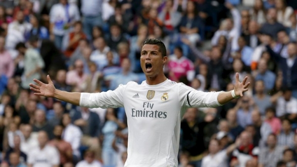 El PSG tienta a Cristiano Ronaldo con un sueldo millonario