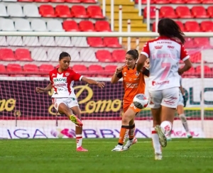 Jugadoras del Necaxa en un partido de la liga mexicana