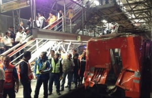 Trabajos en la estación Oceanía