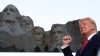 El presidente de EE.UU., Donald Trump, asiste a las celebraciones del Día de la Independencia en el Monte Rushmore, Dakota del Sur, EE.UU., el 3 de julio de 2020.