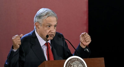 AMLO califica de &quot;sabotajes&quot; los juicios contra aeropuerto en base militar