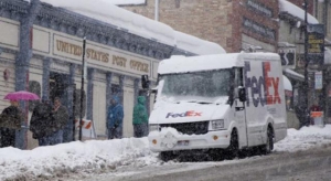 Un empleado de FedEx fue hallado muerto, congelado a la intemperie en una localidad del oeste de Illinois recientemente azotada por temperaturas gélifdas del orden de los -33°F.