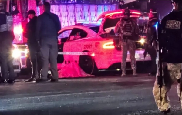 Las autoridades federales y estatales desplegaron de manera inmediata un operativo de seguridad para detener a los atacantes.