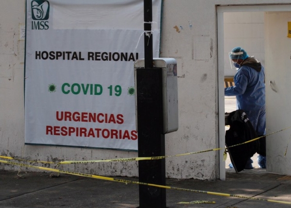 Acceso principal del Hospital General no. 2 Dr. Guillermo Fajardo Ortiz del IMSS, donde se atienden pacientes con Covid-19, al sur de la Ciudad de México.