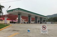 Algunas gasolineras alcanzaron a cerrar.