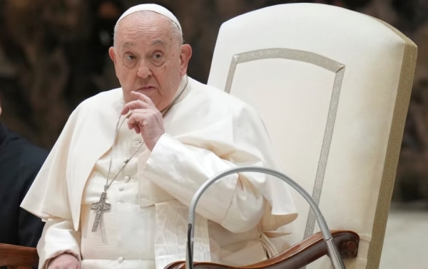 El papa Francisco asiste a su audiencia general semanal en el Aula Pablo VI, en el Vaticano, el miércoles 8 de enero de 2025.