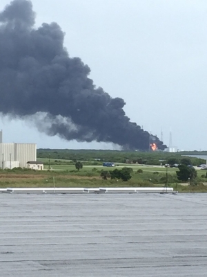 Explota el cohete Falcon 9 de SpaceX en Cabo Cañaveral