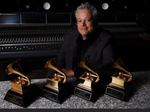 El ingeniero de sonido y productor musical estadounidense Mark Capps.