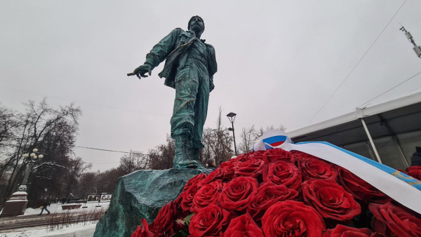 Díaz-Canel y Putin inauguran un monumento a Fidel Castro en Moscú