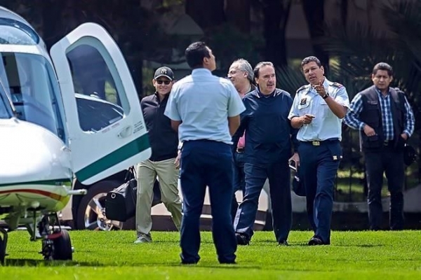 El priista ayer empleó un helicóptero de la Fuerza Aérea Mexicana. 