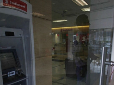 La Fiscalía recomienda acudir a depencencias cercanas a depositar o retirar dinero y utilizar transferencias electrónicas