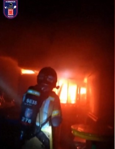 España: Al menos 13 muertos y varios desaparecidos en el incendio de una discoteca en Murcia