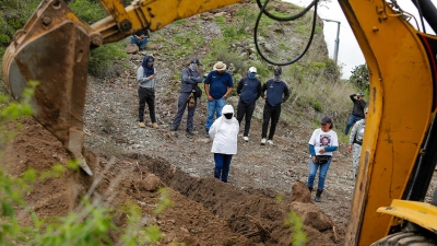 Excavación en busca de restos de desaparecidos en San Juan del Río (Querétaro, México).
