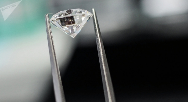 Si el diamante es el material más duro del mundo, ¿con qué se puede tallar?