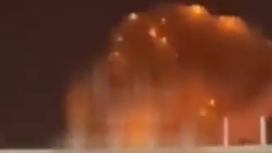 Reportan que un intenso resplandor iluminó la capital de Arabia Saudita