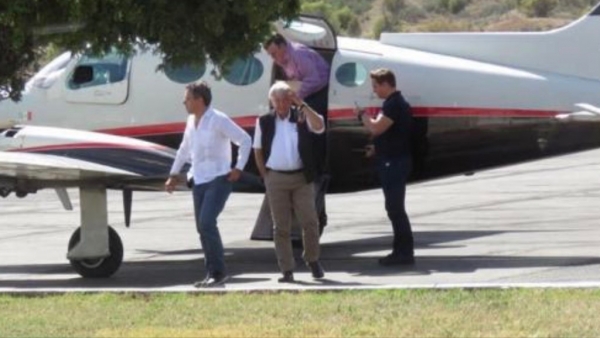 Alfonso Durazo detalló que ayer gastaron 66 mil pesos por la renta de la avioneta Cessna 401, modelo 1968, matrícula XB-SHW, no presurizada. 