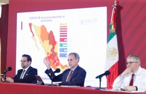 A partir de mañana, todo el gobierno federal suspende sus actividades, menos las esenciales", anunció Hugo López-Gatell, subsecretario de Salud, durante el informe diario sobre Covid-19, del cual aquí ofrecemos lo destacado.