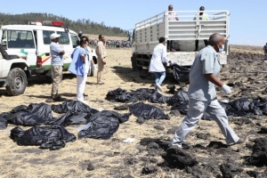 Impactantes imágenes del Boeing 737 que se estrelló en Etiopía