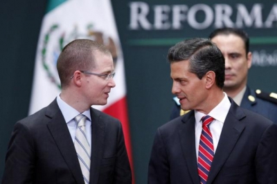 Foto de 2013 cuando Ricardo Anaya era presidente del Congreso, en el evento de la presentación de la Reforma Fiscal, impulsada por el presidente de México, Enrique Peña Nieto