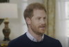 Esta captura de pantalla sin fecha emitida por ITV el viernes 6 de enero de 2023 muestra al príncipe Harry de Gran Bretaña hablando durante una entrevista con Tom Bradby de ITV para el programa Harry: The Interview.