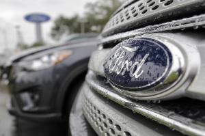 La automotriz estadunidense Ford Motor canceló sus planes de construir el automóvil compacto Focus en México para ahorrar unos mil millones de dólares.