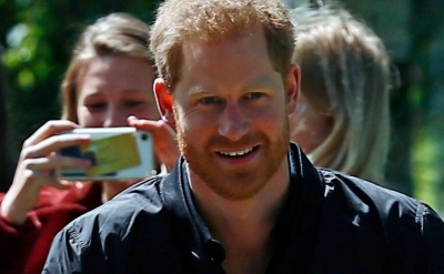 El príncipe Harry encuentra a "nuevo" papá en Estados Unidos