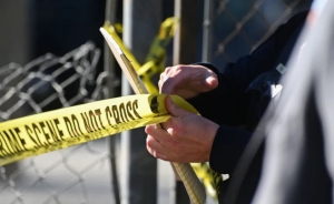 Kirkland fue puesto en libertad bajo fianza.