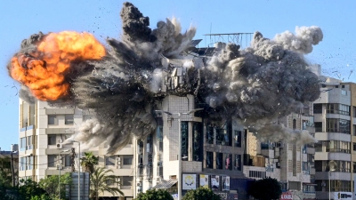 Ministro israelí propone derribar diez edificios en Beirut por cada dron de Hezbolá