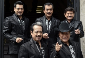 Los Tigres del Norte lanzaron la canción 'Contrabando y Traición" en 1974.