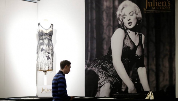 Vestido de Marilyn Monroe de la película &#039;Una Eva y dos Adanes y Algunos prefieren quemarse&#039; que se va a subastar.