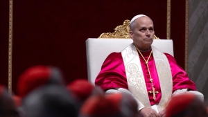 Trump arremete contra el Papa León XIV, prolongando la disputa sobre la guerra con Irán con el primer pontífice estadounidense."